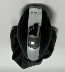 VİTES TOPUZU PASSAT B8 2015-
