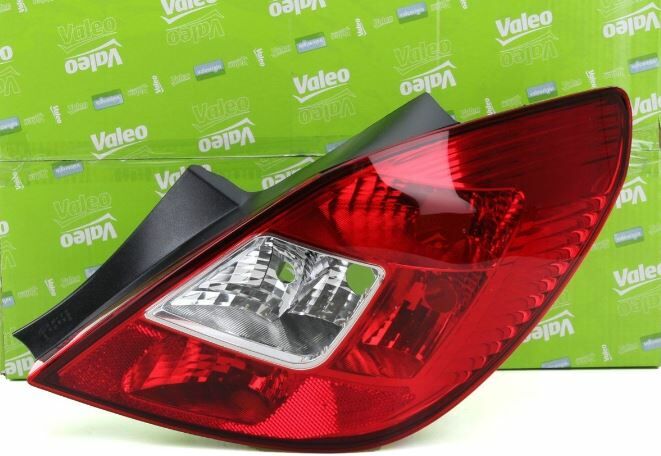 Opel Corsa D Sağ Stop Lambası Valeo Marka 43392