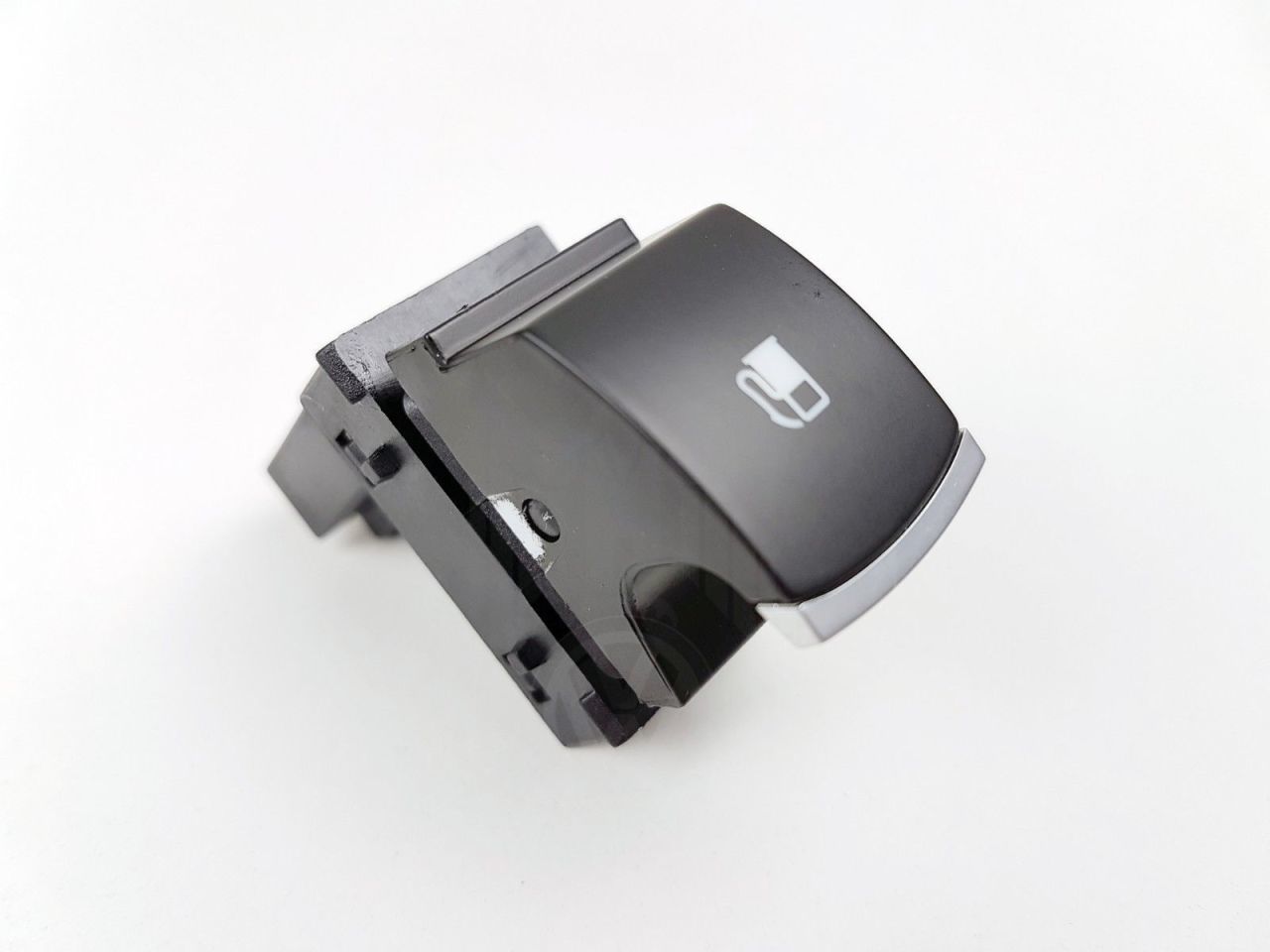 Volkswagen Golf 5 2004 - 2009 Model Yakıt Depo Kapak Açma Tuşu