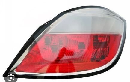 Opel Astra H Sağ Stop 5 Kapılı Beyaz Zeminli Depo Marka