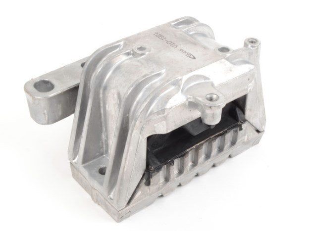 Volkswagen Passat 2005-2010 Model Arası 2.0 TDI BKP Motor Sağ Motor Kulağı