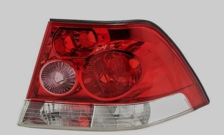 Opel Astra H Sedan Sağ Stop Lambası Depo Marka