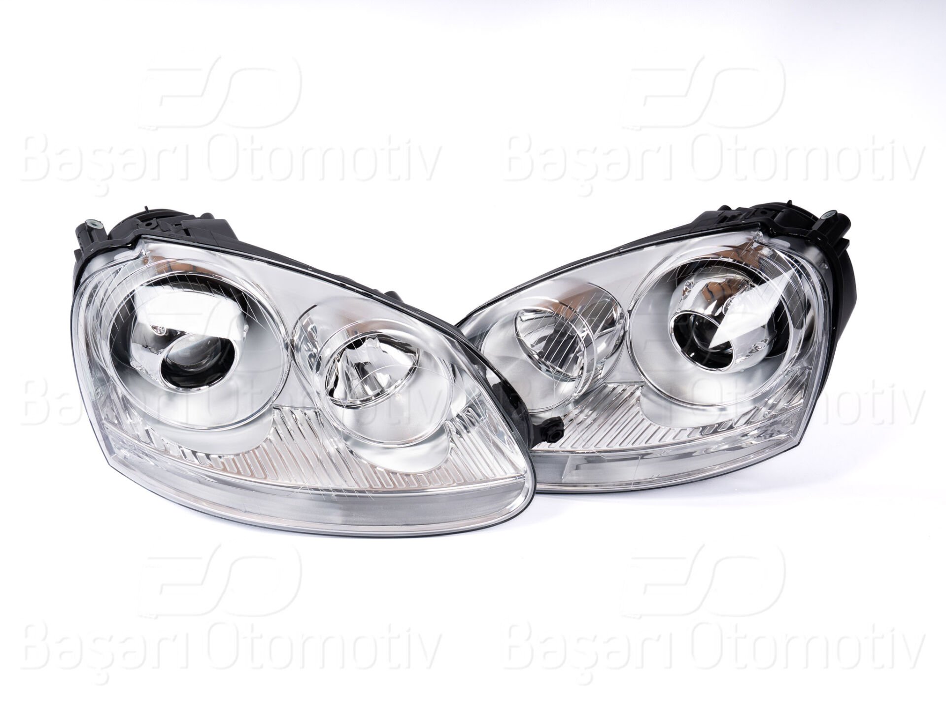 FAR SETI SOL VE  SAG TAKIM MERCEKLI KROM  TAK/CALISTIR VW GOLF5 R32 GOLF5 GTI JETTA 03-09