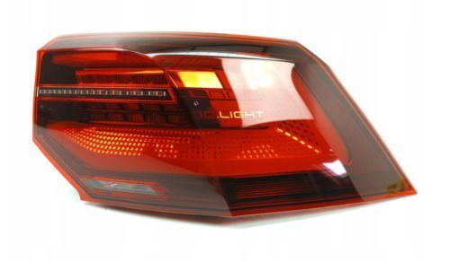 Volkswagen Golf 8 Sağ Stop Ledli  İTHAL